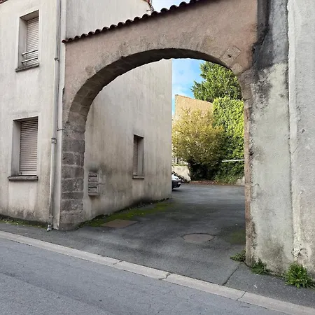 Les Glaneuses Family Centre-bourg A 3min Du Puy Dufou Διαμέρισμα Les Épesses